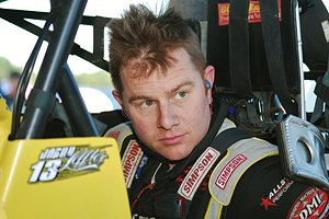 Гонщик NASCAR разбился во время автошоу