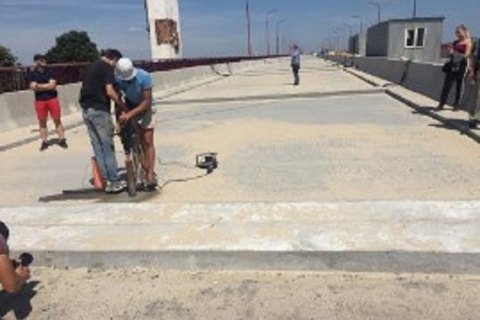 Прокуратура расследует хищение госсредств, выделенных на ремонт моста в Днепре