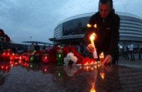 В Ярославле начали монтировать памятник разбившемуся "Локомотиву"