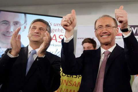 Вице-президент Европарламента: "Северный поток-2" должен быть включен в пакет санкций против России