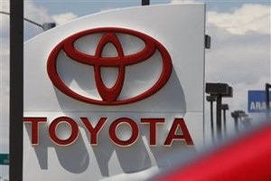 Toyota отзывает полмиллиона машин