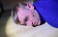 Под Киевом силовики взяли штурмом квартиру мужчины, открывшего огонь по людям