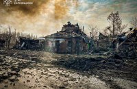 Окупанти вдарили по селищу Золочів на Харківщині, постраждали діти