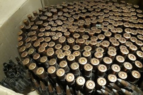 Bellingcat назвал взрывы на военных складах в Чехии операцией ГРУ РФ против Украины 