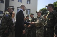 Яценюк: "Днепр-1" станет основой для украинского SWAT