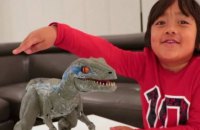 Самым высокооплачиваемым блогером на YouTube стал 8-летний мальчик