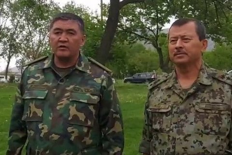 Таджикистан и Кыргызстан договорились о прекращении огня и отводе войск