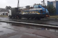 Вертолет ГосЧС увезли с места аварийной посадки в Харьковской области