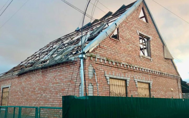 Росіяни обстріляли Нікополь із важкої артилерії, є поранений