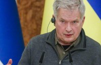 Президент Фінляндії закликав Європу "прокинутись" і інвестувати у виробництво зброї