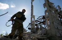На Донбасі отримали поранення троє українських військових