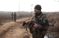 На Донбасі окупанти двічі порушили тишу у четвер