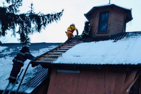 В деревянной часовне в Стрые произошел взрыв, 62-летний мужчина получил ожоги лица