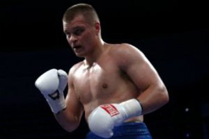 Глазков, побив Каннингема, приблизился к Кличко