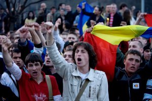 ​В Молдове оппозиция устроила акции протеста против ассоциации с ЕС