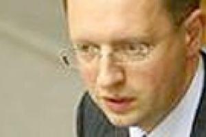 Яценюк увидел неуверенность Тимошенко в своей победе