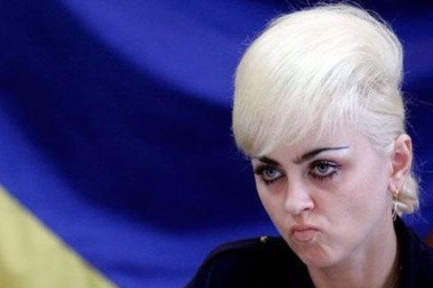 Замглавы ЦИКа задекларировала обручальное кольцо за 0,5 млн гривен и 0,7 млн гривен зарплаты 