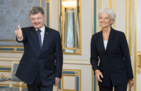 МВФ рассмотрит очередной транш Украине в октябре, - Порошенко