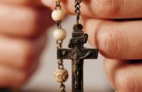 Священник благословил своих прихожан бить хулиганов