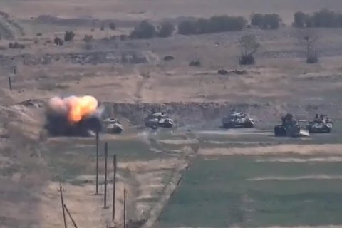 Армения и Азербайджан обвинили друг друга в срыве перемирия