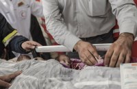 З Сектору Гази до Єгипту перевезли групу недоношених дітей 