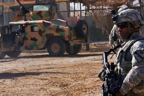 Пять ракет упали возле военной базы в Ираке, где размещены силы США