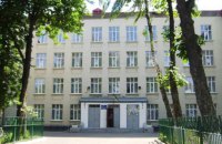 У 24 школах Житомира шукають вибухівку