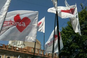 БЮТБ требует от Януковича пустить журналистов в суды над оппозицией