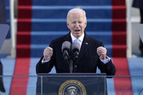 Байден подтвердил твердую поддержку США суверенитета Украины, - Белый дом 