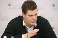 Ильенко: Рада будет работать либо согласно Конституции, либо не будет работать вообще