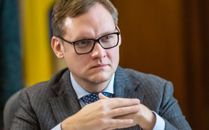 Верховний Суд має стати судом права, а не розглядати розлучення, — Смирнов