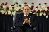 82-летний президент Алжира отказался идти на пятый срок