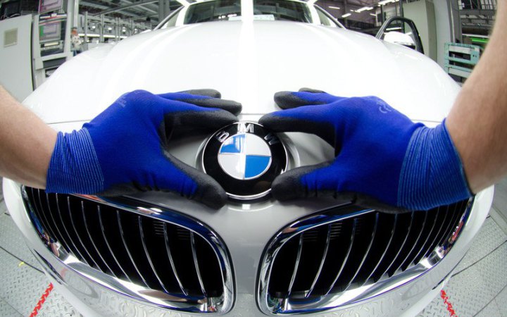 ЗМІ: завод у Росії самовільно виробляє «піратські» автомобілі BMW