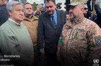 "Я уявляю свою сім'ю в одному з цих будинків": генсек ООН відвідав Бородянку