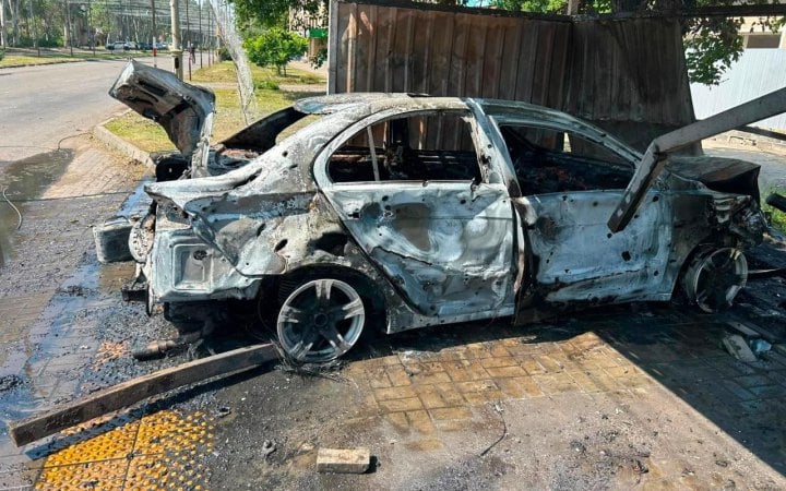 Головне за ніч та ранок п’ятниці, 24 липня: бомбардування Слов’янська, балістика на Київ, удари по Wildberries 