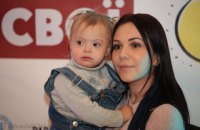 «Сонячні люди» в похмурій країні