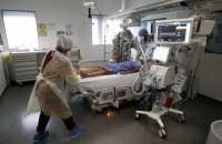 В Украине за сутки диагностировали 3 584 новых случая COVID-19