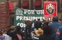 В Мексике студенты захватили пять радиостанций и потребовали отставки губернатора штата Герреро