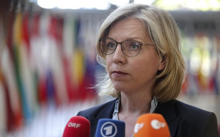 Австрия готова ввести эмбарго на российскую нефть
