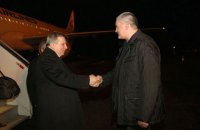 "Премьер-министр" Абхазии приехал к Аксенову в Крым 