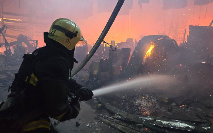 Обстріли Харківщини: за ніч окупанти вбили 9 людей