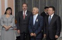 Президент Монголии дал медаль львовскому губернатору