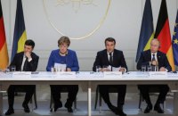Зеленський проводить консультації з лідерами "нормандської четвірки" через загострення на Донбасі