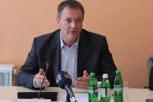 Регионал: девица, ударившая Табачника, ранее забросала яйцами ветеранов