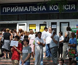 Минобразования продлило вступительную кампанию