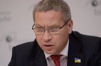 ​Лукьянов: в комитетских резолюциях недоверия правительству Азарова нет правовой силы