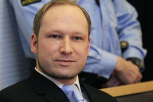 Друзья Брейвика думали, что он гей