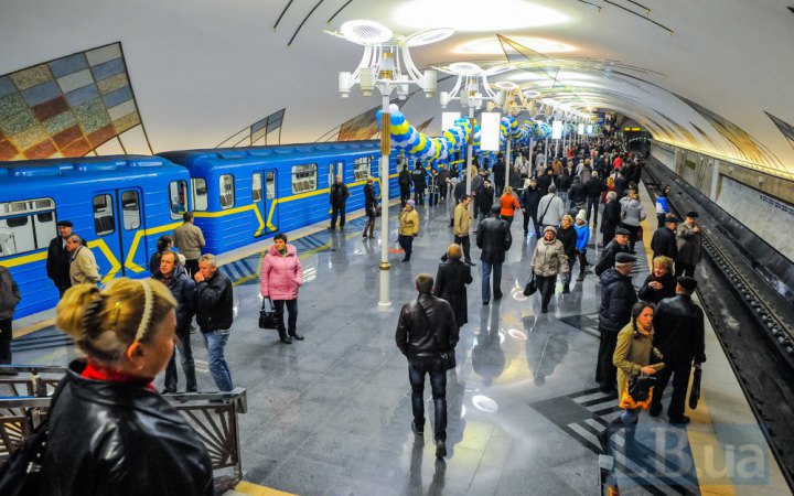 У Києві готуються до капітального ремонту тунелю метро між «Почайною» та «Тараса Шевченка»