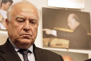 ​Медведев назовет корабль именем Черномырдина