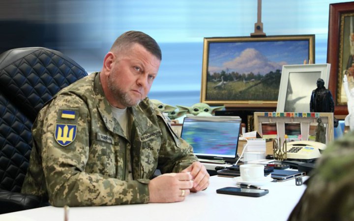 В Офісі президента вважають, що Залужному не варто виносити на публіку те, що відбувається на фронті